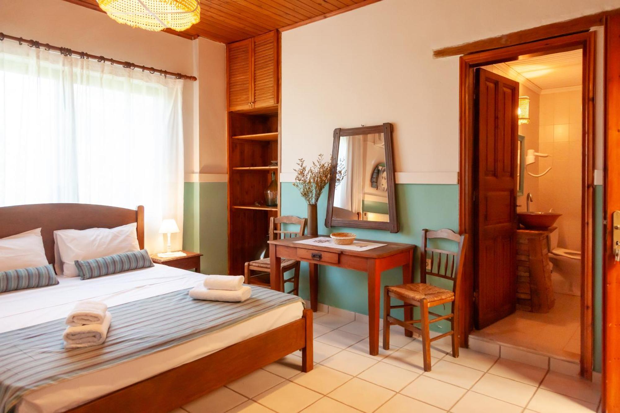 Amnisiades Apartments كارتيروس المظهر الخارجي الصورة