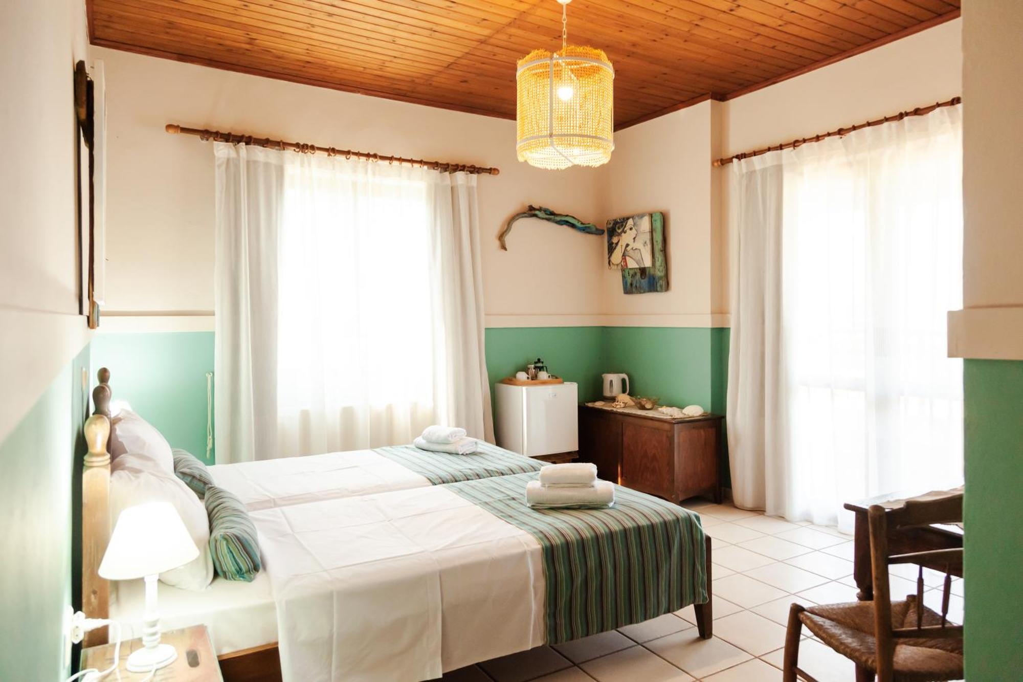 Amnisiades Apartments كارتيروس المظهر الخارجي الصورة