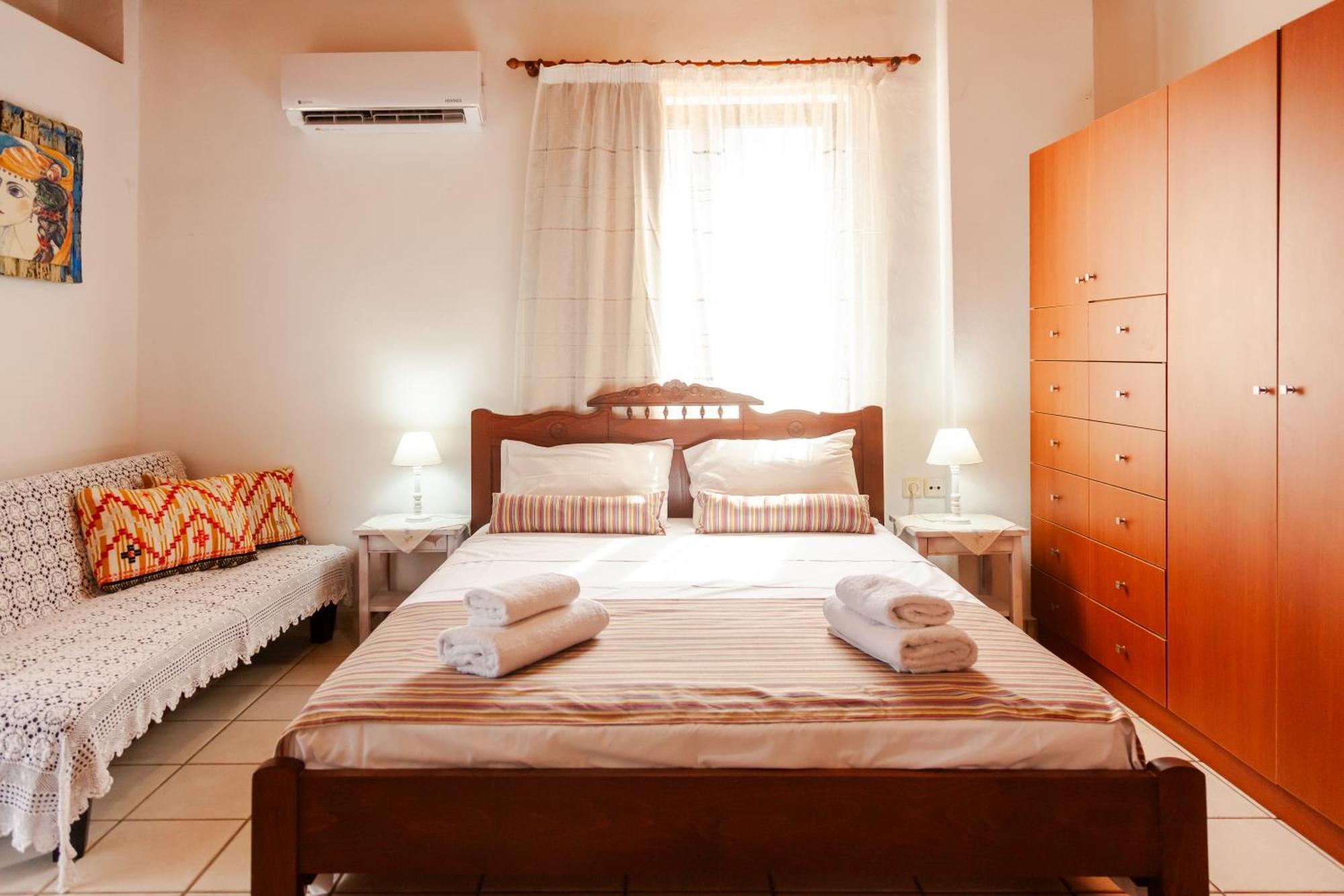 Amnisiades Apartments كارتيروس المظهر الخارجي الصورة