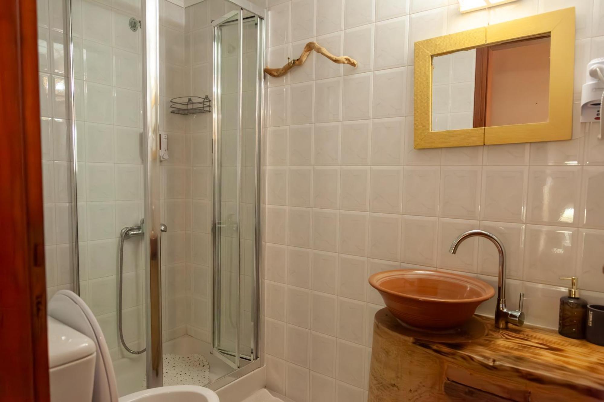 Amnisiades Apartments كارتيروس المظهر الخارجي الصورة